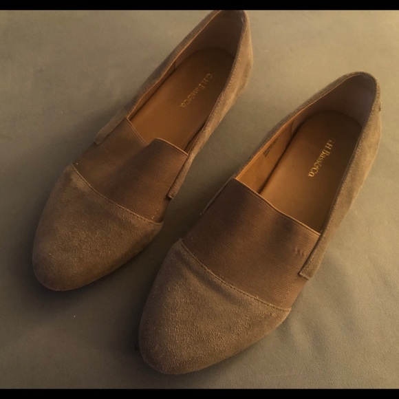 GH Bass & Co Khaki suede flats size 10 - Picture 2 of 6